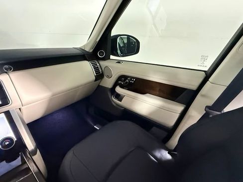 Used 2018 Land Rover Range Rover HSE AWD/4WD image 18