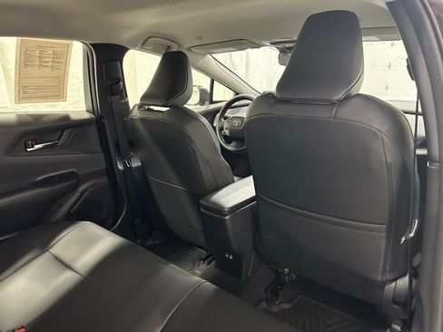 Used 2025 Toyota Prius XLE image 56