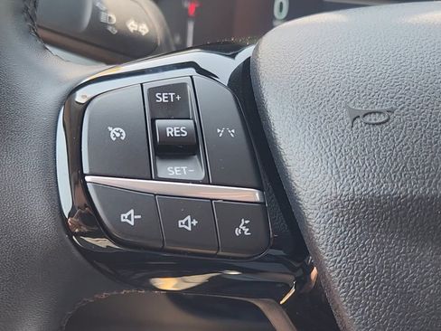 Certified 2024 Ford Escape Active AWD/4WD image 23