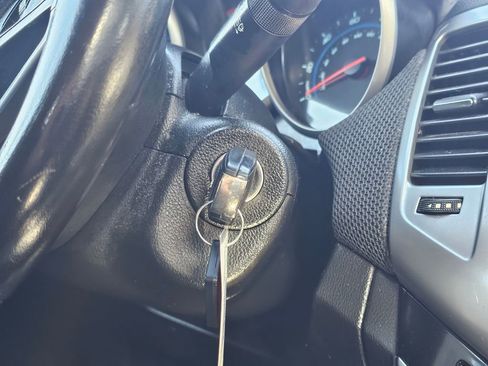 Used 2014 Chevrolet Cruze LT image 24