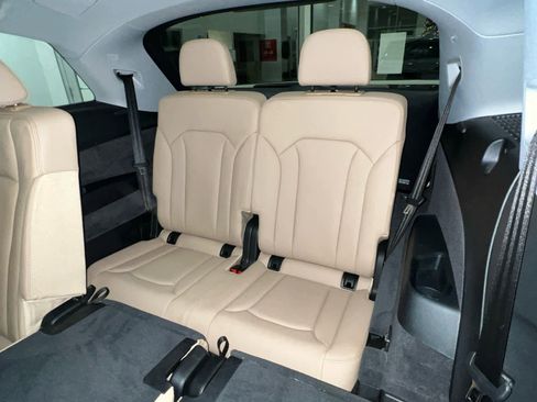 Used 2022 Audi Q7 Premium Plus image 17