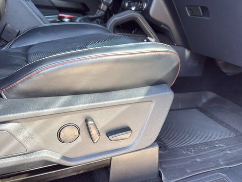Used 2024 Ford Bronco Raptor w/ Interior Carbon Fiber Pack 6 AWD/4WD image 25