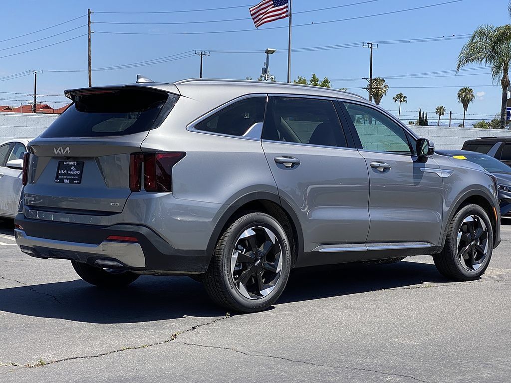 New 2026 Kia Sorento EX FWD image 3