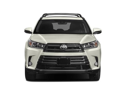 Used 2019 Toyota Highlander XLE FWD image 5