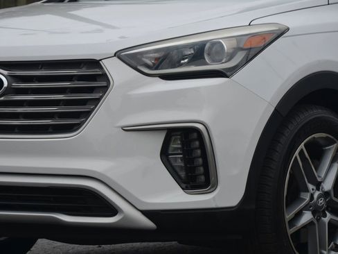 Used 2017 Hyundai Santa Fe Limited image 8