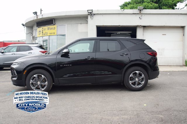 Used 2025 Chevrolet Blazer LT FWD image 5