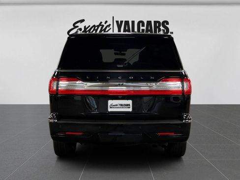 Used 2020 Lincoln Navigator Reserve AWD/4WD image 4