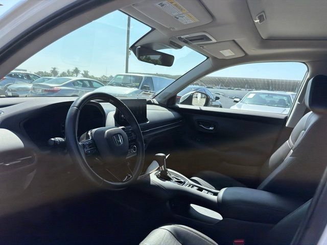Used 2024 Honda HR-V EX-L image 3