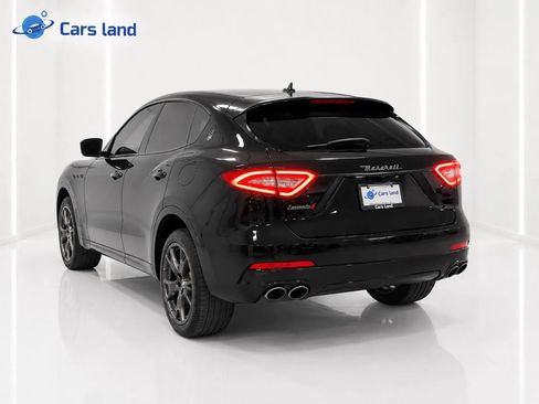 Used 2019 Maserati Levante S AWD/4WD image 6