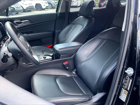 Used 2024 Kia Sportage EX FWD image 26