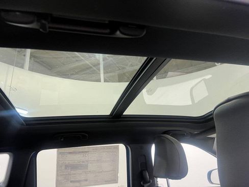 New 2026 Jeep Compass Limited w/ Sun, Sound & Navigation Group image 15