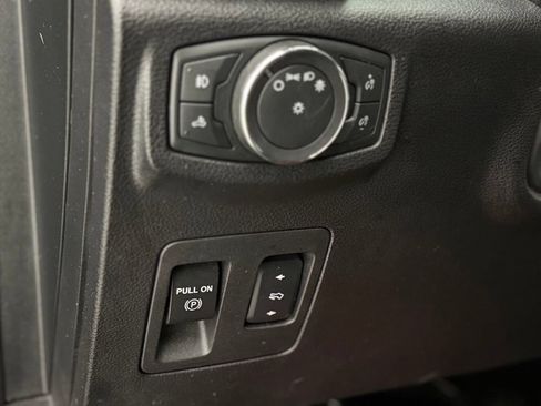 Used 2018 Ford F150 XLT w/ Equipment Group 302A Luxury AWD/4WD image 14