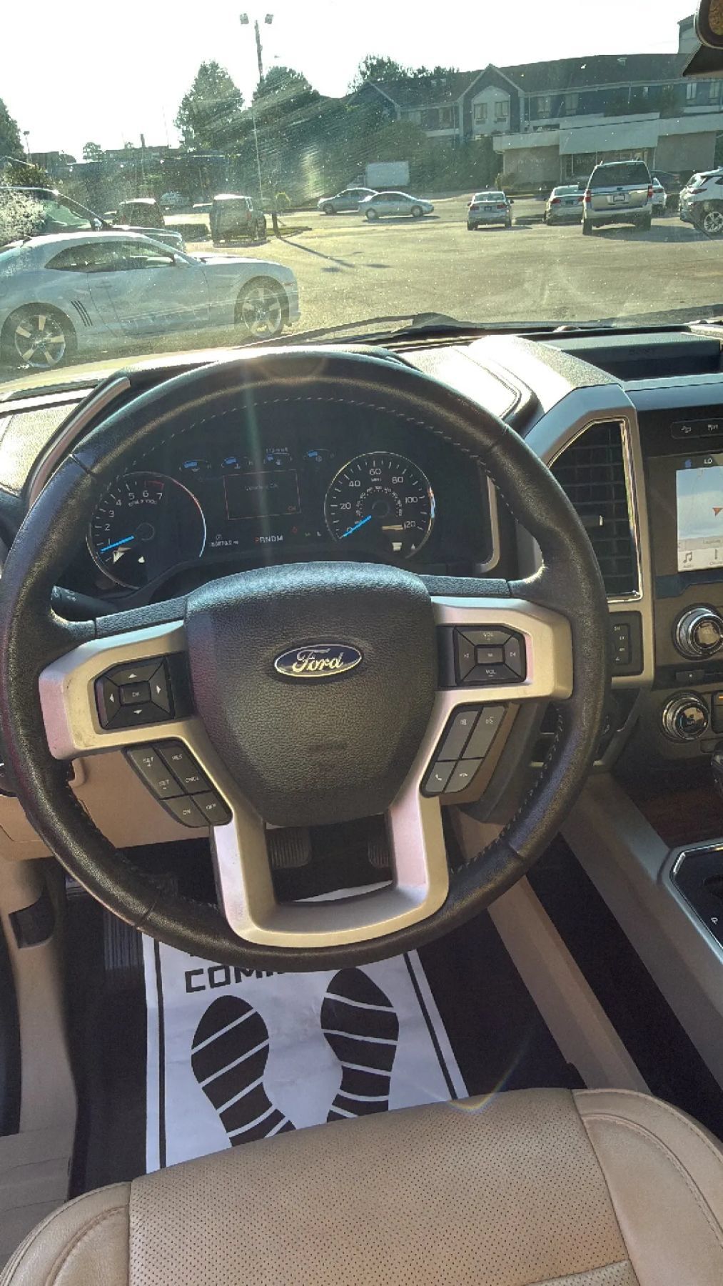 Used 2017 Ford F150 Lariat w/ Equipment Group 502A Luxury AWD/4WD image 22