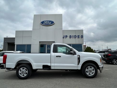 New 2026 Ford F350 XLT RWD image 4