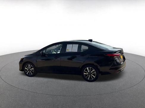 Used 2025 Nissan Versa SV FWD image 10