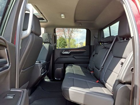Used 2024 GMC Sierra 1500 Denali w/ Denali Reserve Package AWD/4WD image 10