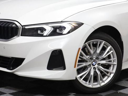 Used 2024 BMW 330i xDrive Sedan AWD/4WD image 3