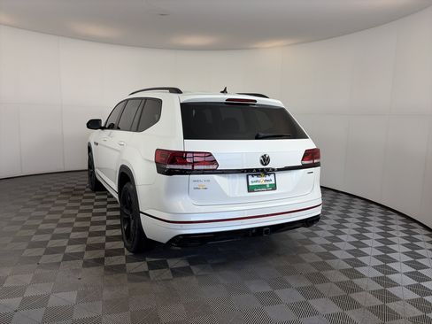 Used 2023 Volkswagen Atlas SEL R-Line image 8