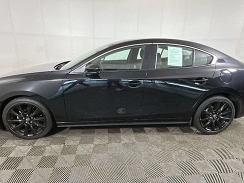 Used 2024 MAZDA MAZDA3 s FWD image 5