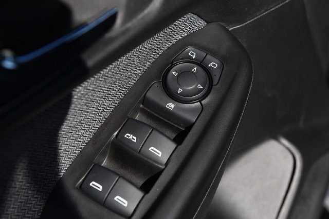 Used 2025 Chevrolet TrailBlazer LT AWD/4WD image 8