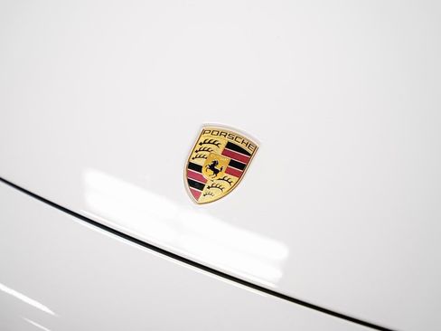 Used 2022 Porsche Cayenne Turbo S image 7