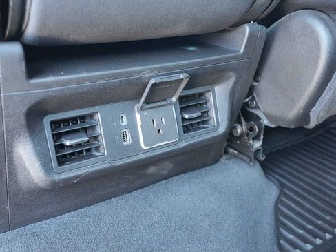 Used 2025 Chevrolet Silverado 2500 LT w/ Convenience Package AWD/4WD image 19