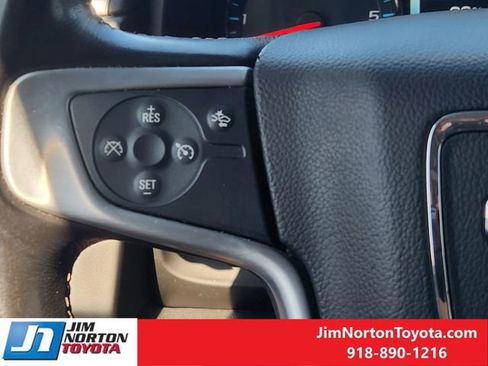 Used 2020 GMC Yukon SLT image 30