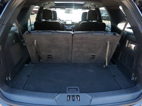 Certified 2023 Ford Explorer ST-Line w/ Class IV Trailer Tow Package AWD/4WD image 9