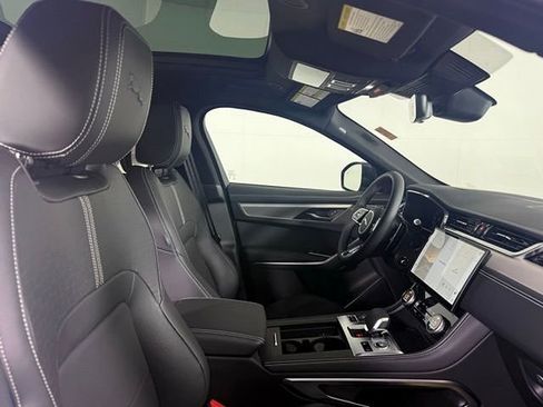 New 2026 Jaguar F-PACE R-Dynamic S image 34