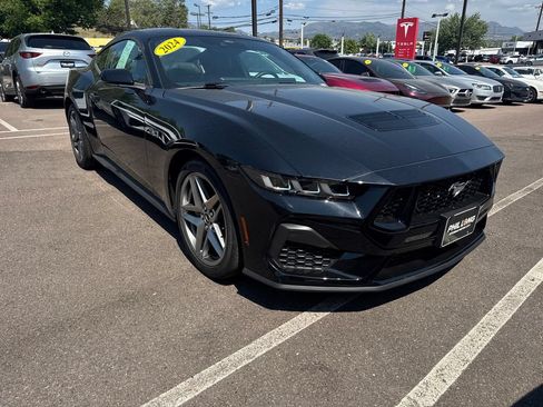 Used 2024 Ford Mustang GT Premium RWD image 3