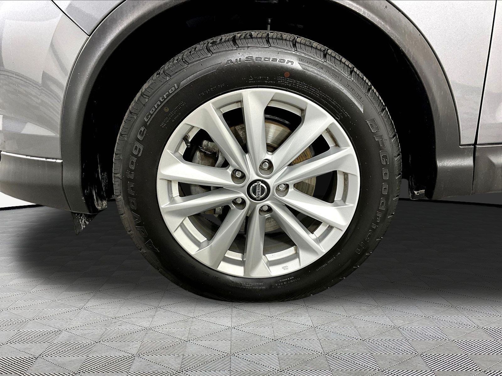 Used 2019 Nissan Rogue Sport SV AWD/4WD image 33