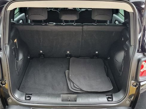 Used 2019 Jeep Renegade Sport image 27