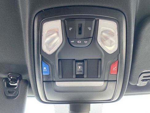 Used 2023 RAM 1500 Big Horn image 23