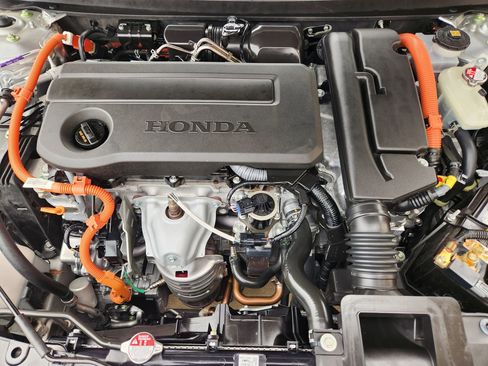 Certified 2024 Honda Accord Sport image 30