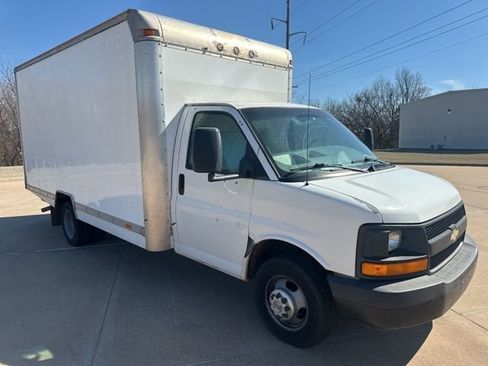 Used 2004 Chevrolet Express 3500 RWD image 7