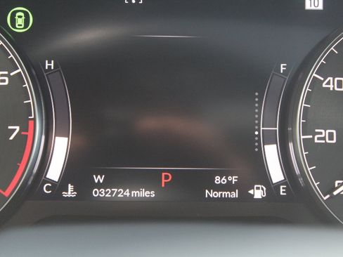 Used 2023 Acura RDX AWD w/ Advance Package image 9
