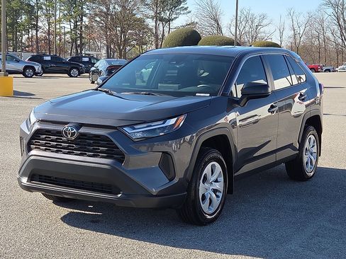 Used 2025 Toyota RAV4 LE image 2