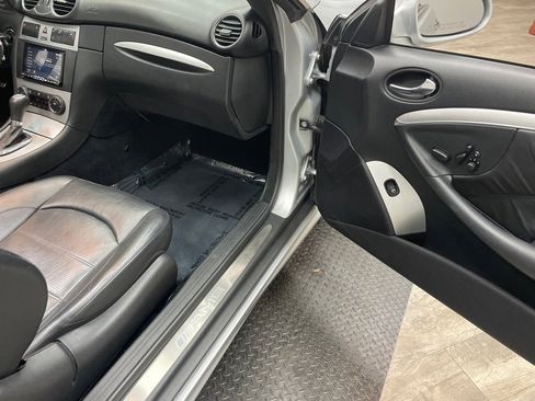 Used 2007 Mercedes-Benz CLK 63 AMG Cabriolet image 37