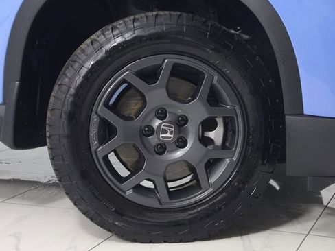 Used 2023 Honda Pilot TrailSport image 19