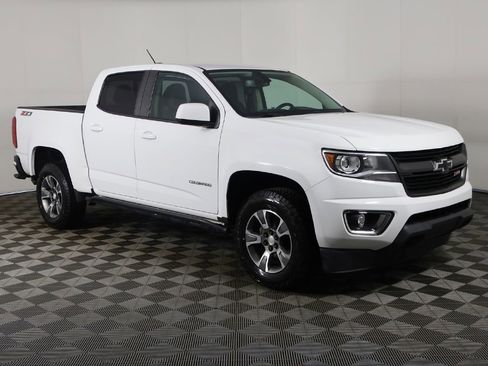 Used 2020 Chevrolet Colorado Z71 AWD/4WD image 47