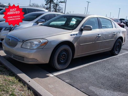 Used 2008 Buick Lucerne CX w/ Driver Confidence Package image 1