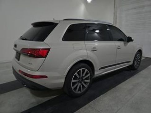 Used 2023 Audi Q7 2.0T Premium Plus w/ Premium Plus Package image 9