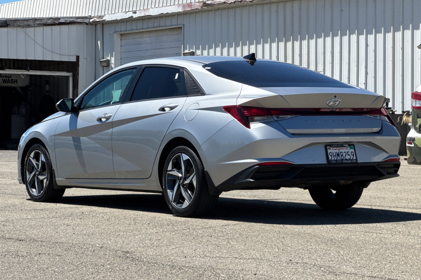 Used 2023 Hyundai Elantra SEL w/ Convenience Package FWD image 8