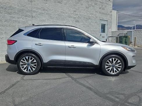 Certified 2020 Ford Escape Titanium AWD/4WD image 2