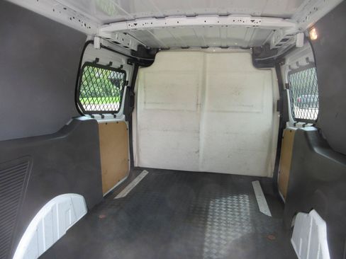 Used 2023 Ford Transit Connect XL FWD image 22