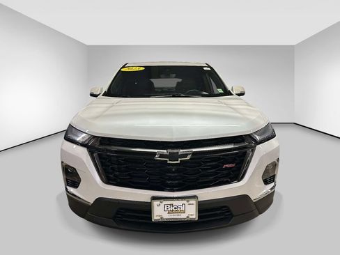 Used 2023 Chevrolet Traverse RS AWD/4WD image 6