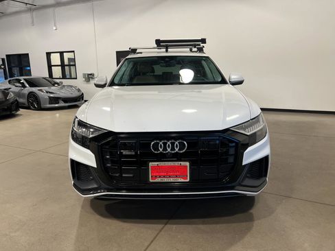 Used 2019 Audi Q8 Prestige image 8