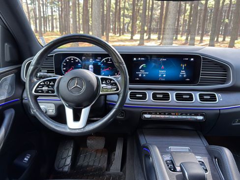 Certified 2020 Mercedes-Benz GLE 350 4MATIC image 3
