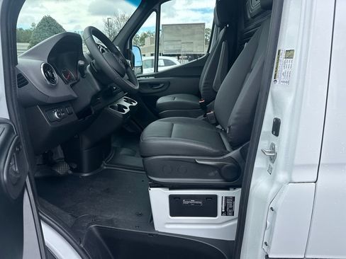 New 2026 Mercedes-Benz Sprinter 2500 image 9