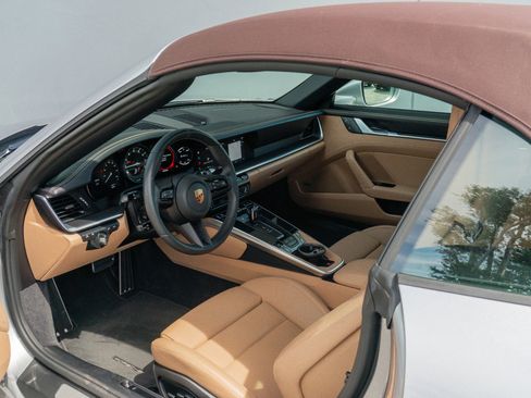 Used 2022 Porsche 911 Carrera image 60